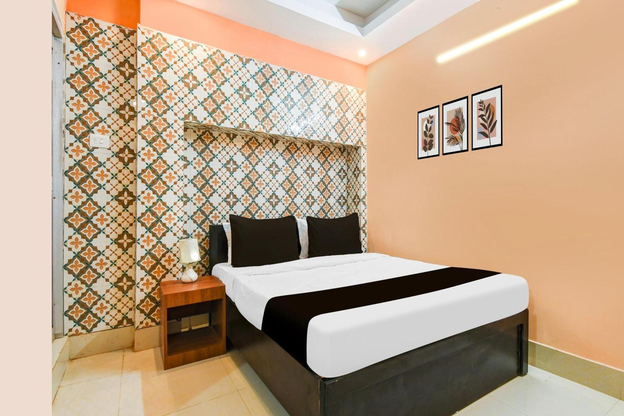 Super Hotel O Dakshin Dwar Formerly Radha Krishna Niwas Puri Exterior photo